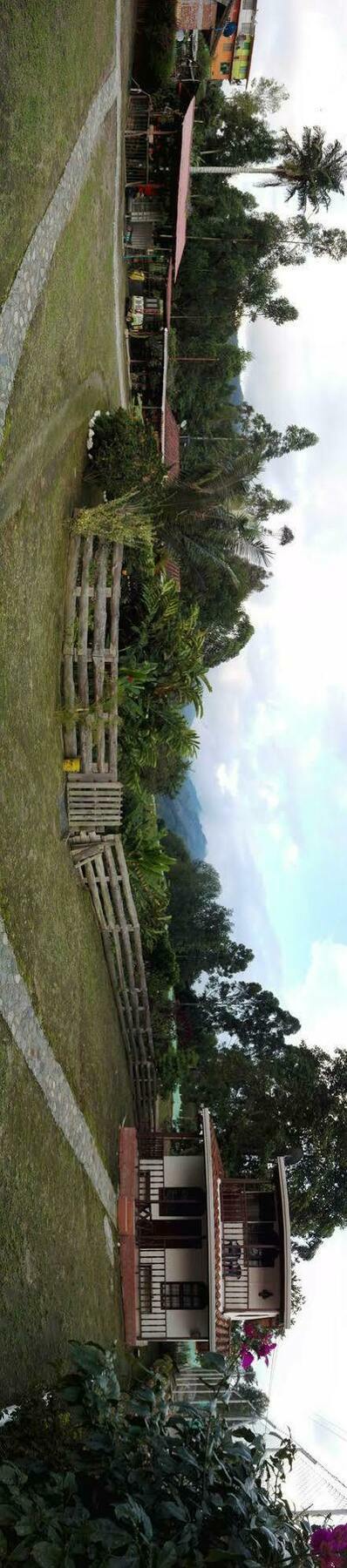Selva Lodge *